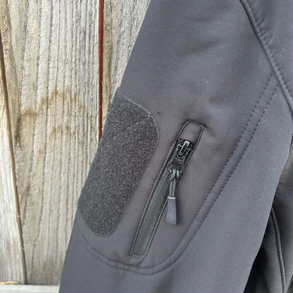 Jemehorn jacket xl zip up pockets hooded.